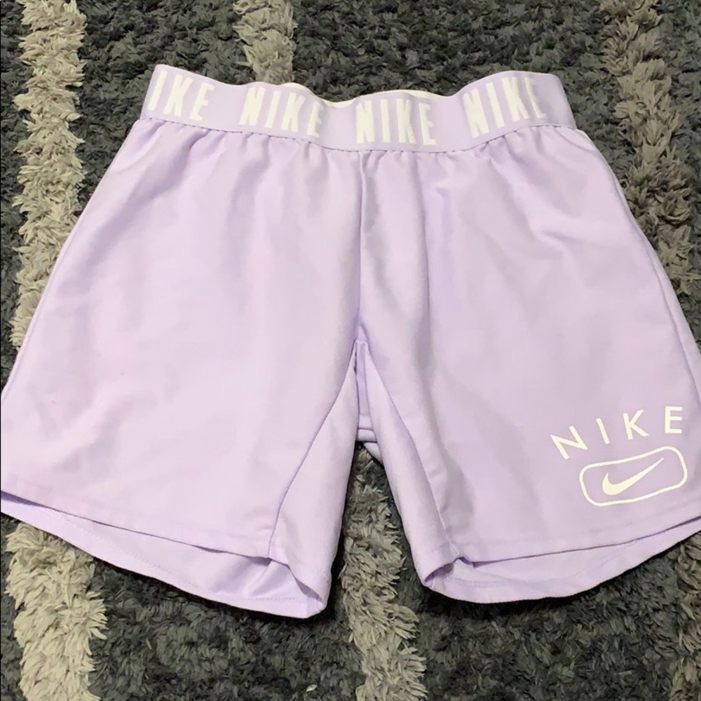 Nike basketball shorts - Picture 2 of 5